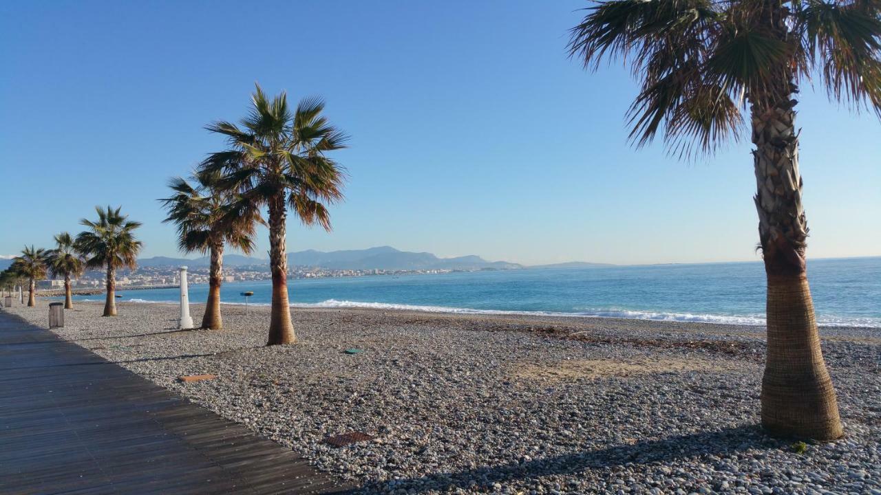 Residence Cap Azur Appartement 228 Villeneuve-Loubet Eksteriør billede